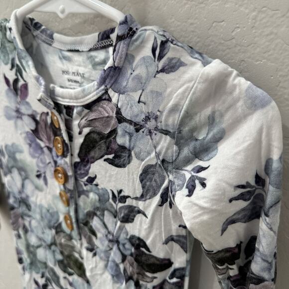 Posh Peanut Jules Dark Floral Ruffle Henley Romper - Picture 2 of 8